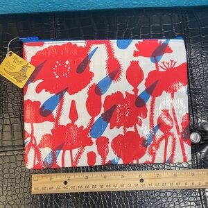 NWT Blue Q Flower Shower Zipper Pouch 7” x 9” 95% Recycled Materials